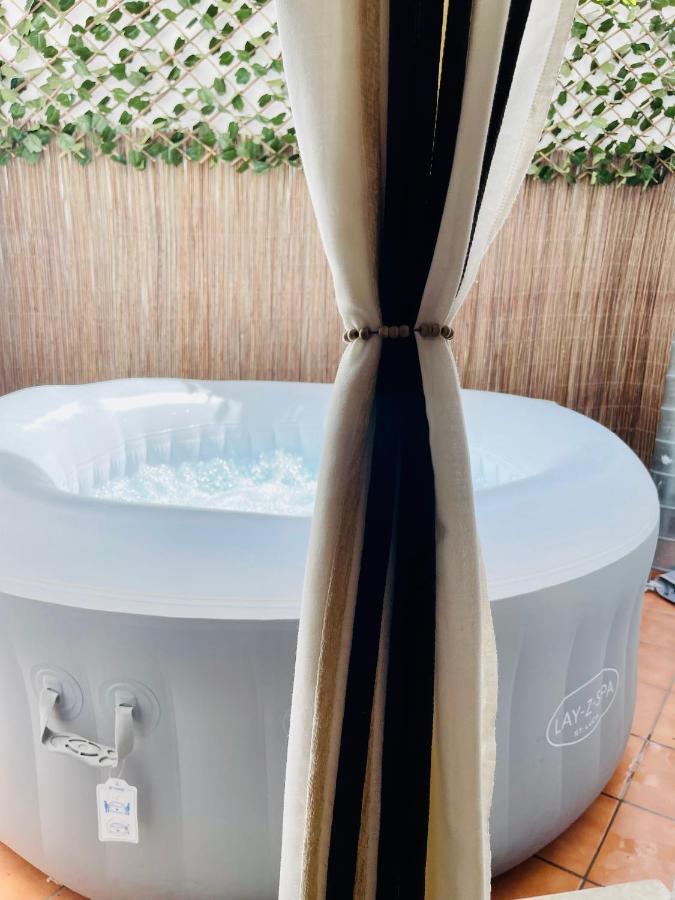 Alaudae Apartamentos -Centro- Garaje Privado-Jacuzzi Exterior Bajo Peticion - Μέριδα Εξωτερικό φωτογραφία
