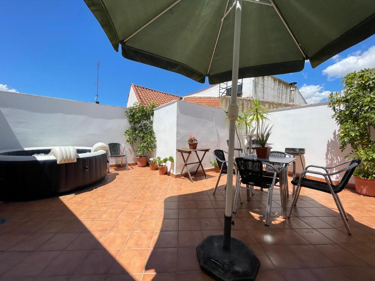 Alaudae Apartamentos -Centro- Garaje Privado-Jacuzzi Exterior Bajo Peticion - Μέριδα Εξωτερικό φωτογραφία