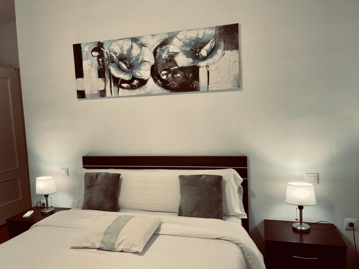 Alaudae Apartamentos -Centro- Garaje Privado-Jacuzzi Exterior Bajo Peticion - Μέριδα Εξωτερικό φωτογραφία