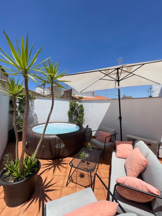 Alaudae Apartamentos -Centro- Garaje Privado-Jacuzzi Exterior Bajo Peticion - Μέριδα Εξωτερικό φωτογραφία